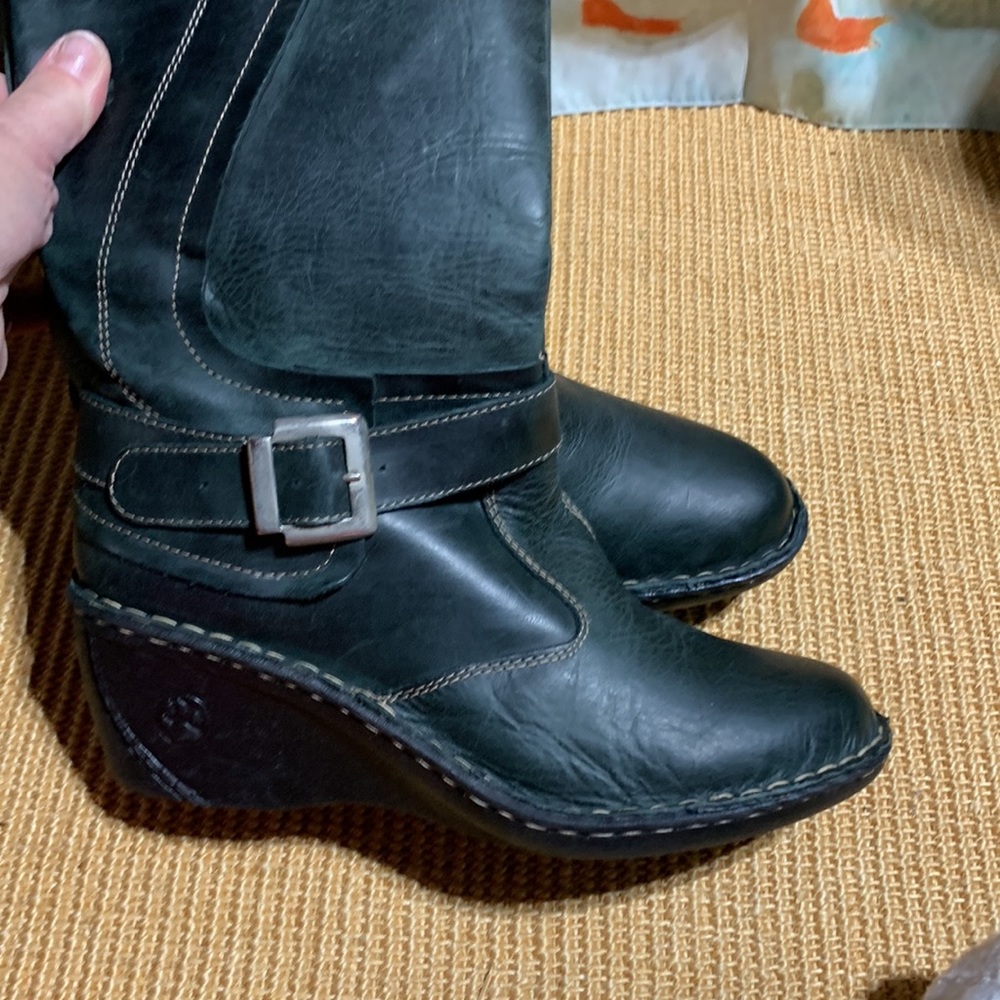 Lessen Ladies Boots - Picture 6 of 6